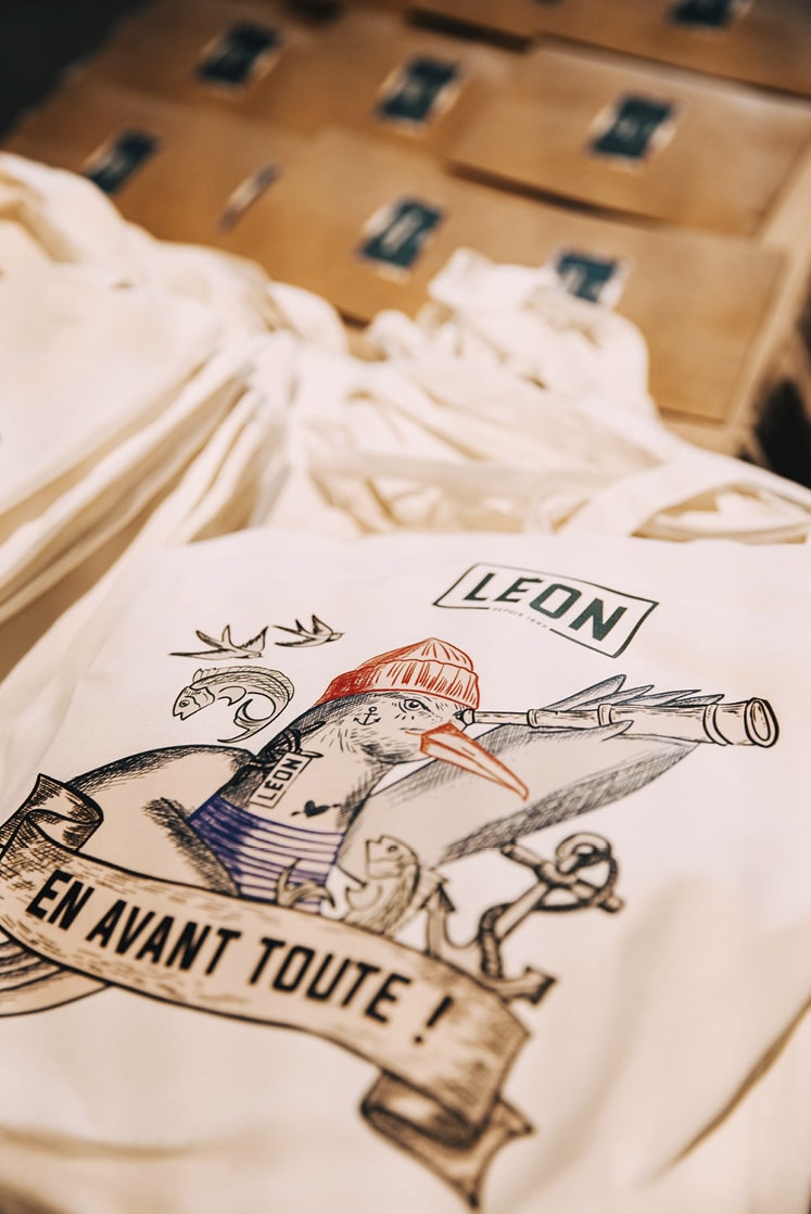 Tote Bags imprimés avec la création de l'événement Léon pour les participants