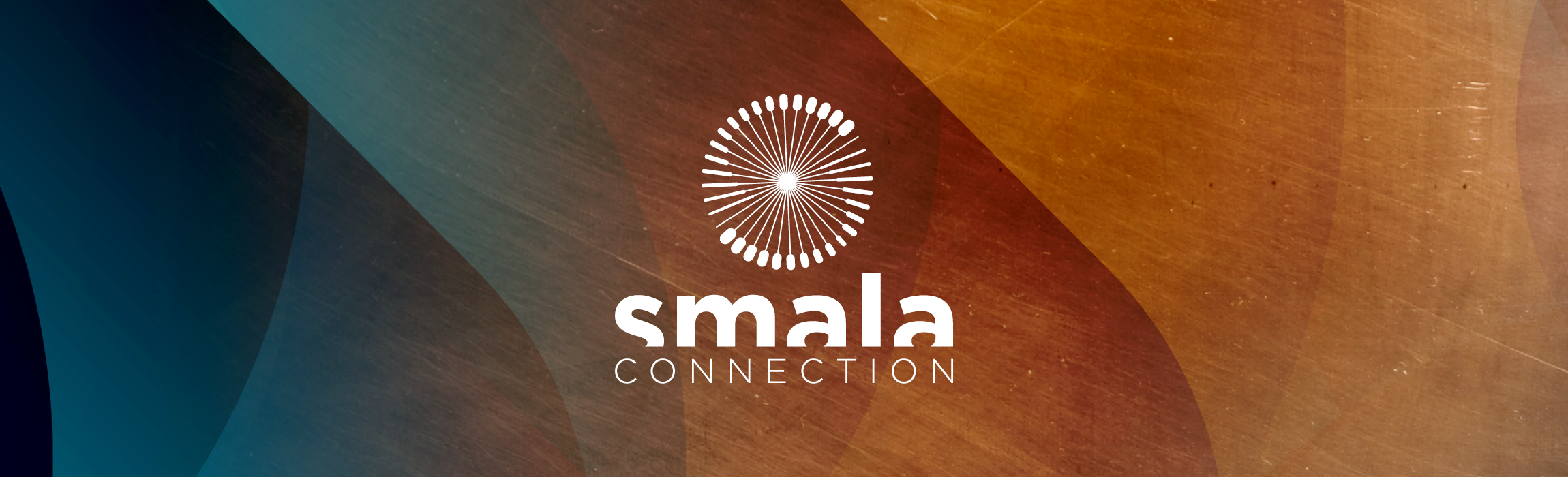 SMALA CONNECTION : logo blanc sur fond matière